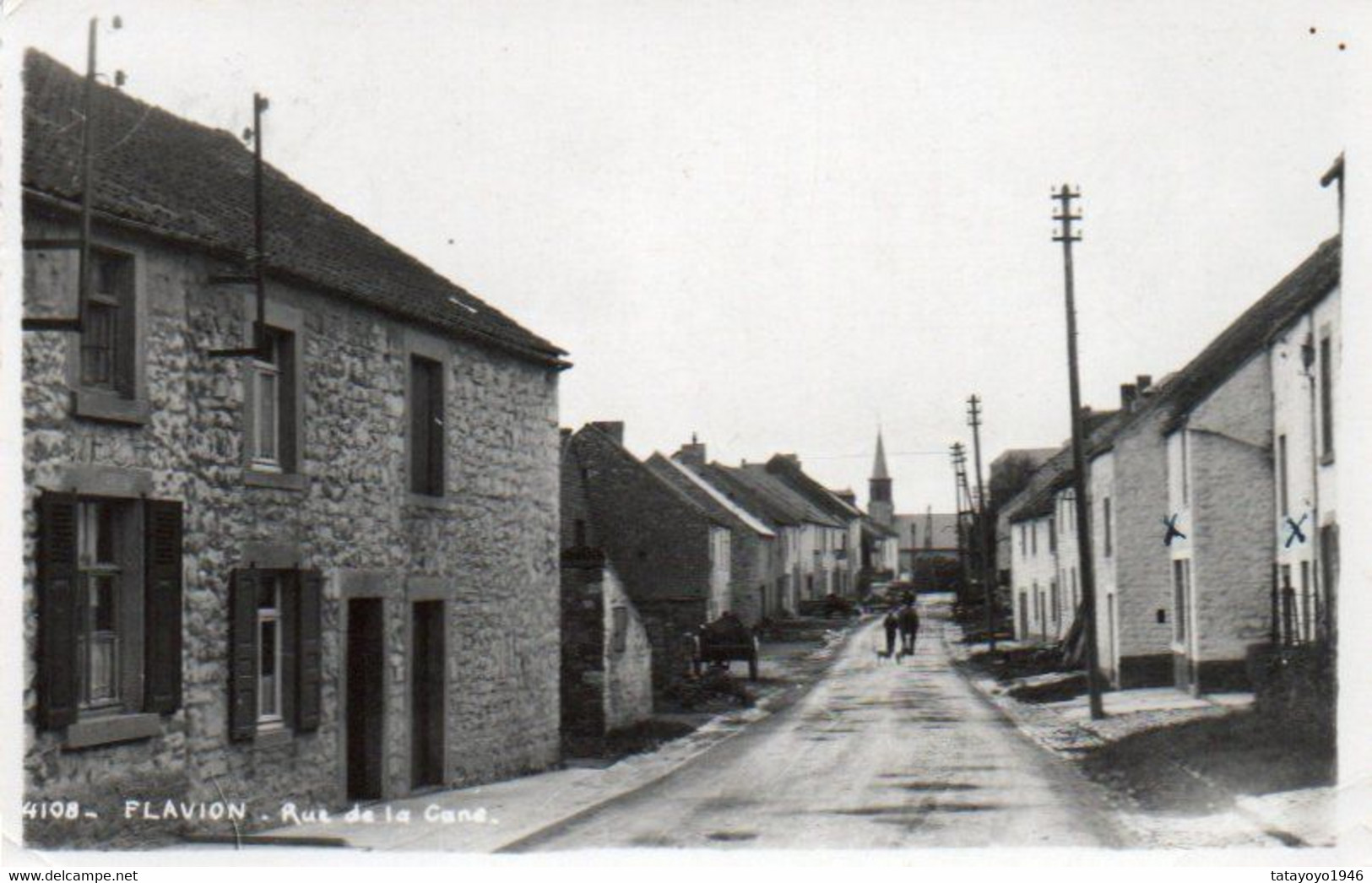 Flavion  Rue De La Gare Rare Carte Mosa Glacé Et Festonné Voyagé En 1948 - Anhée