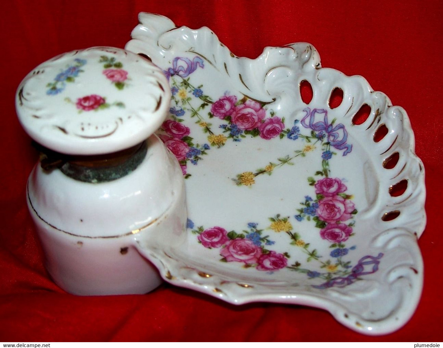 FIN XIX° S. ENCRIER EN PORCELAINE décor floral , fleurs , Repose plume VICTORIAN PORCELAIN INKWELL