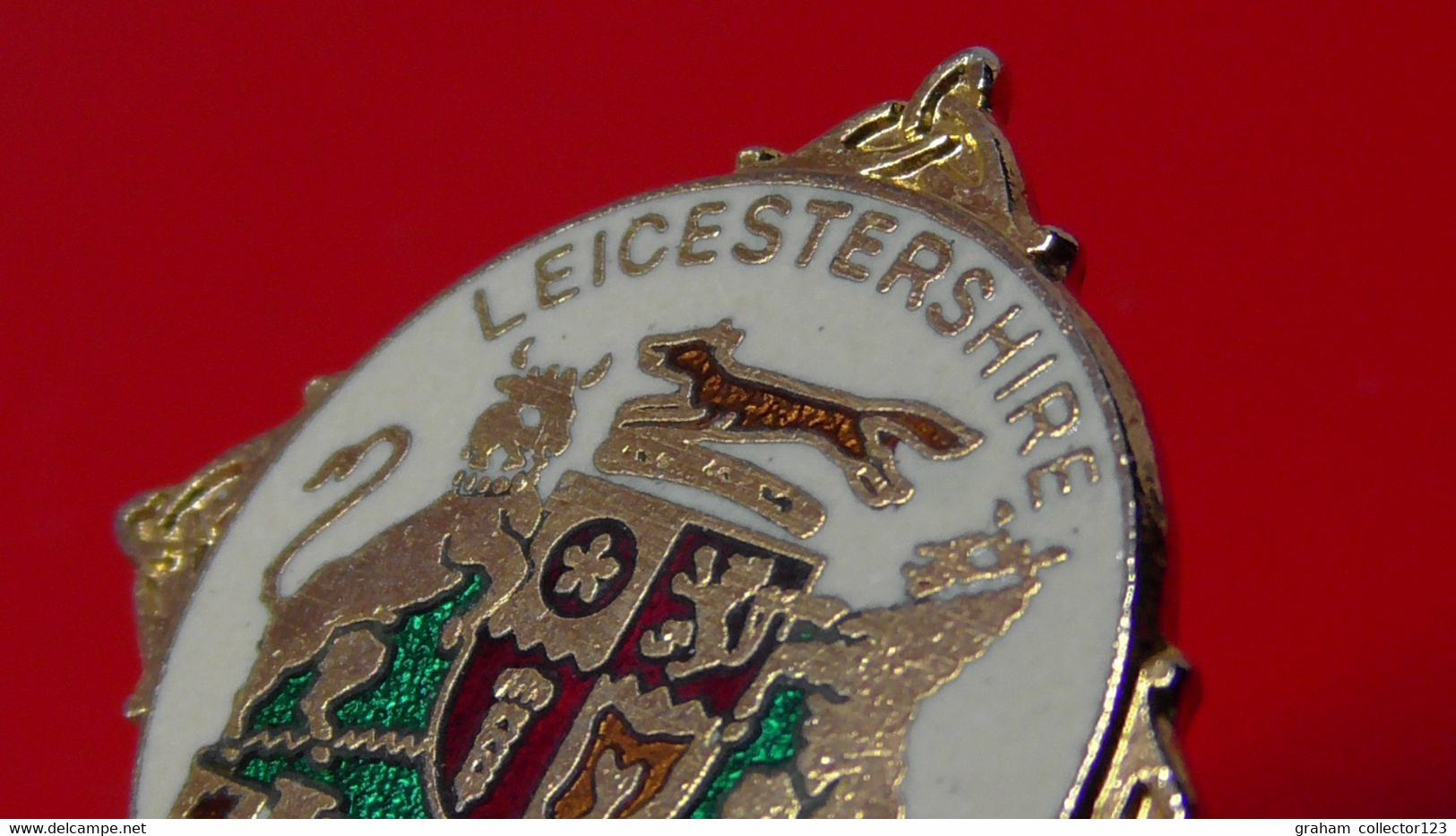 Vintage Enamel And Metal Badge Bowling Bowler Bowls Lawn Bowls Leicestershire Bowling Association - Bowling