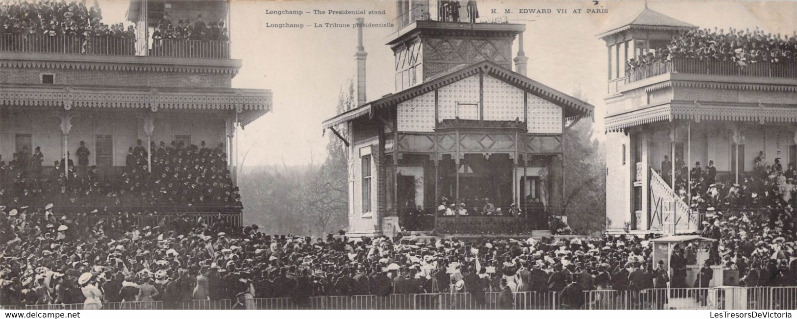 CPA - Panoramique - Carte Lettre - 28x11cm - PARIS - EDOUARD VII à Paris - LONGCHAMP - Le Roi La Tribune Présidentielle - Hommes Politiques & Militaires