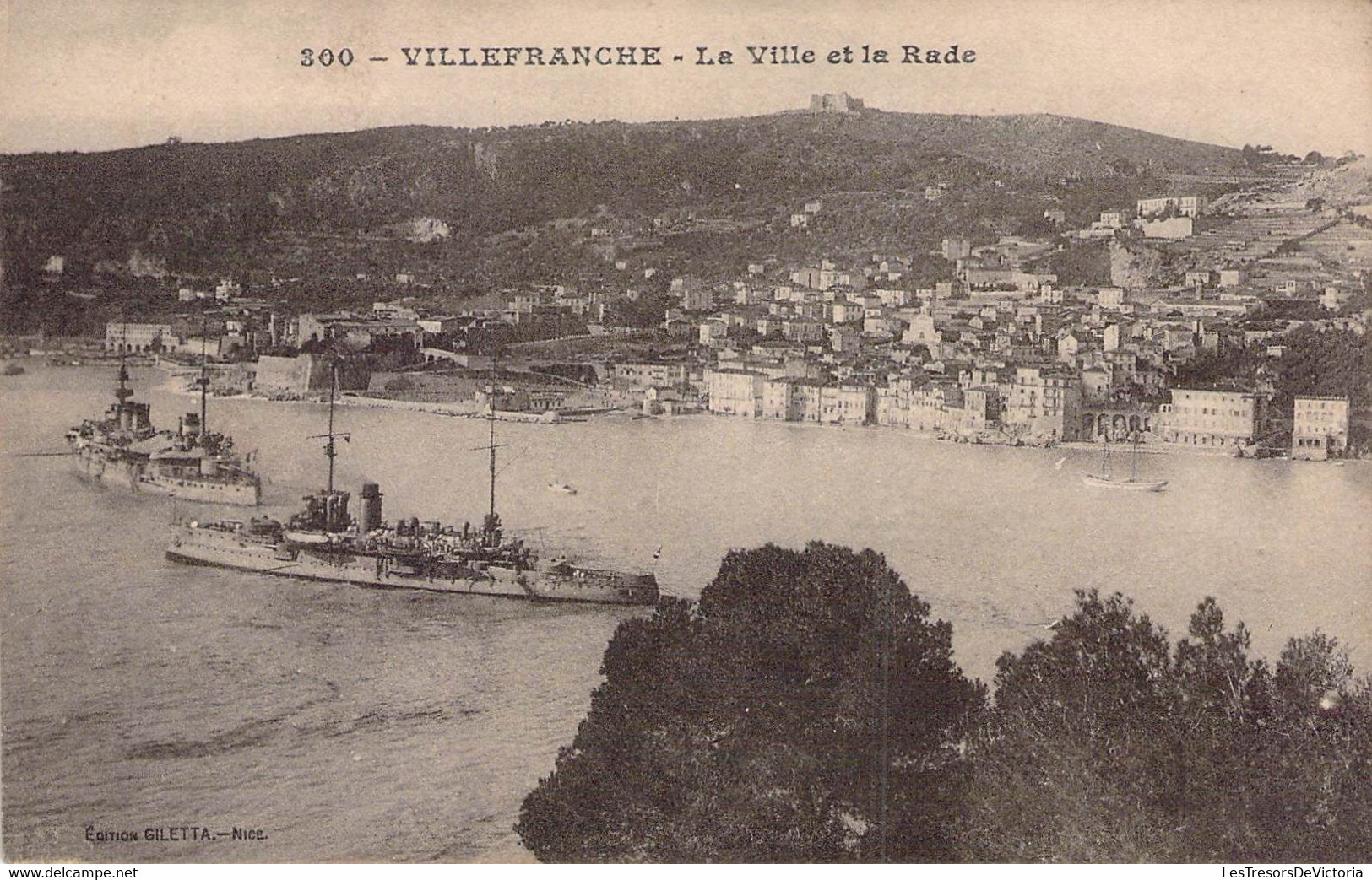 CPA - 06 - VILLEFRANCHE - La Ville Et La Rade - Navire - Bateau - Edition Giletta - Nice - Villefranche-sur-Mer