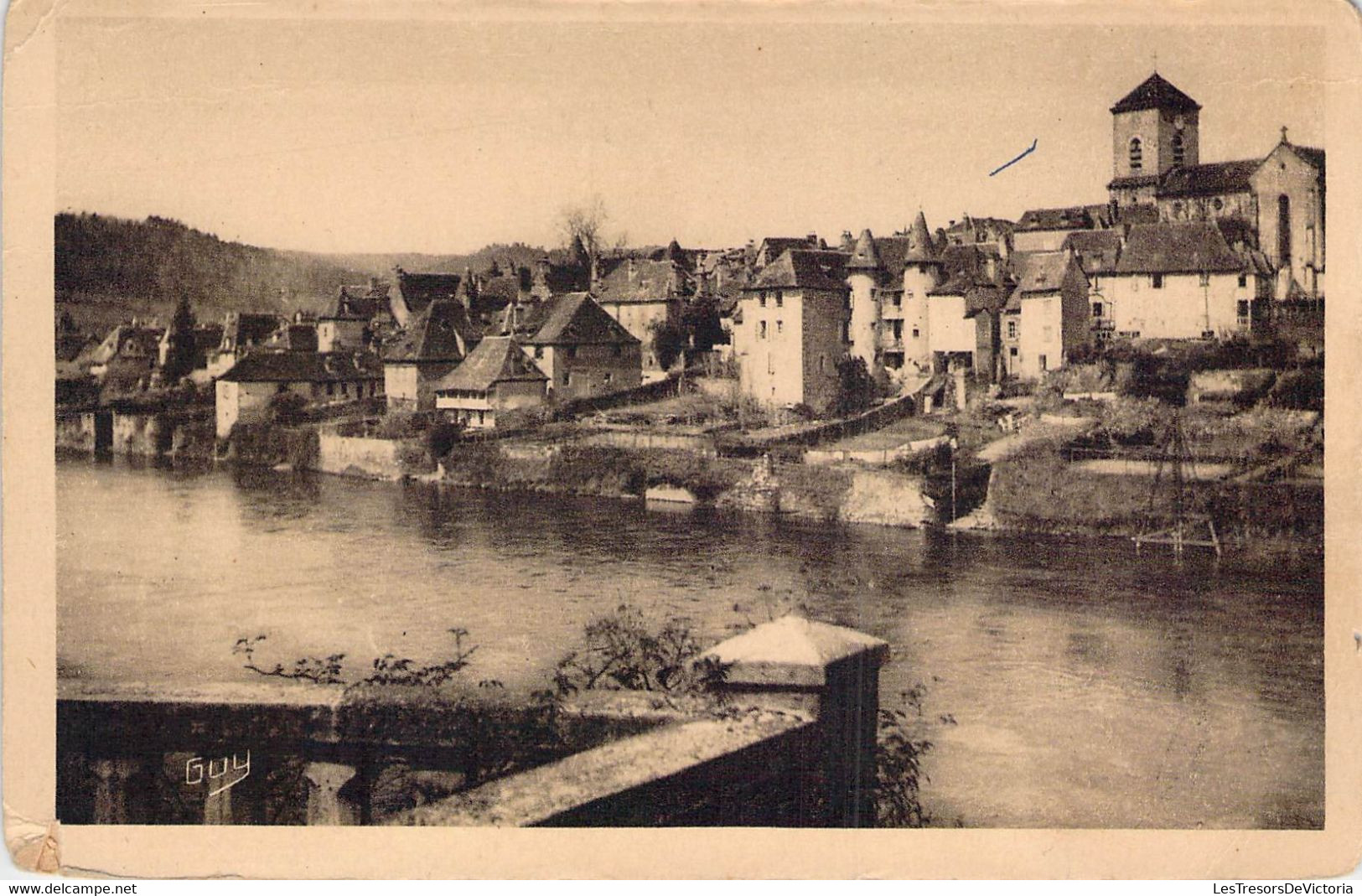 CPA - 19 - ARGENTAT - Vue D'une Terrasse - Edition D'art Guionie - Brive - Guy - Argentat