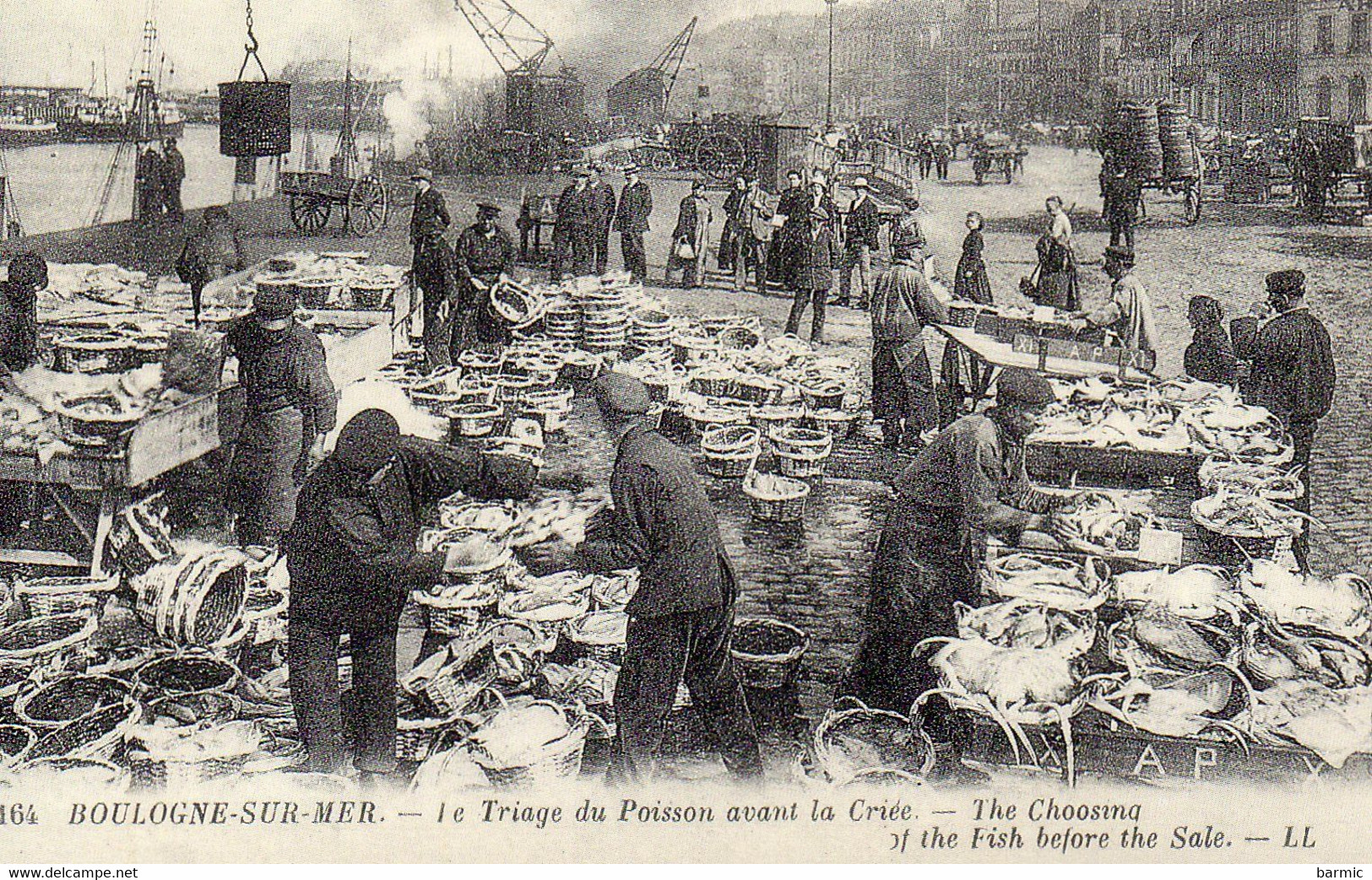 REPRO BOULOGNE SUR MER, TRIAGE DU POISSON AVANT LA CRIEE,  DESCRIPTION AU VERSO  REF 3033 - Foires