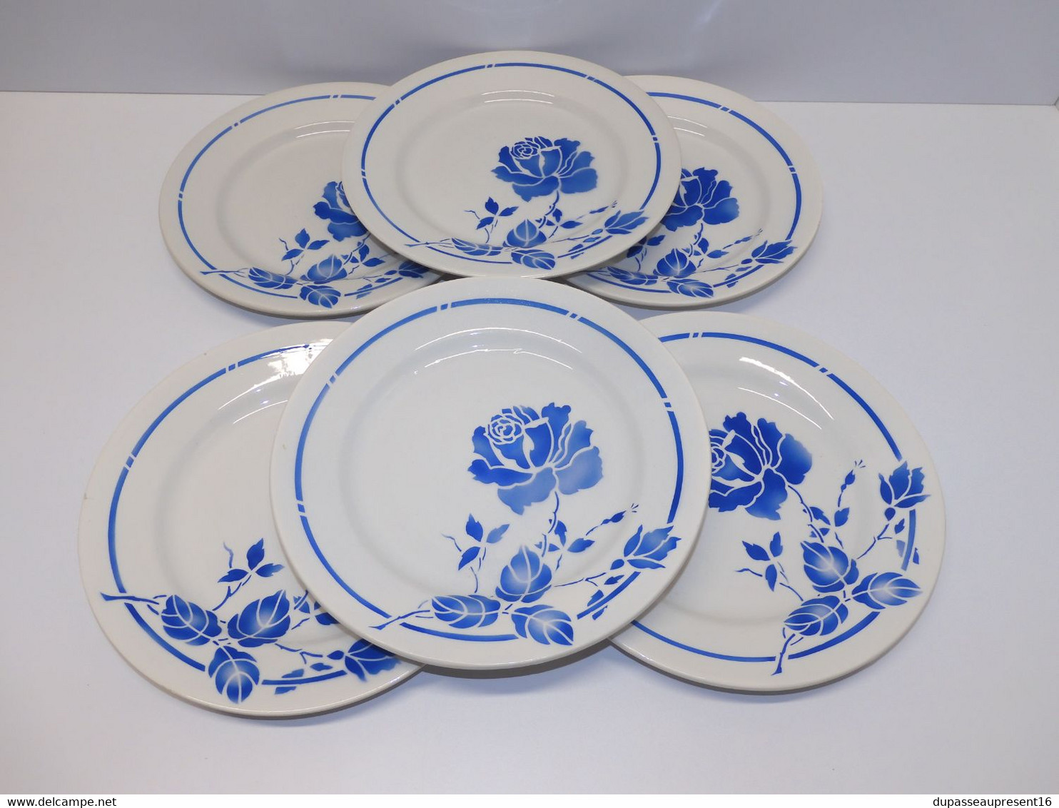 *6 ASSIETTES PLATES MOULIN DES LOUPS HAMAGE mod. RIGOBERT ROSES FLEURS BLEUES   E