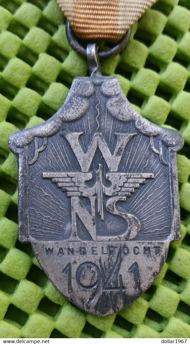 Medaille W Adelaar NS Wandeltocht 1941 - 2 Foto's  For Condition.(Originalscan !!) - Profesionales/De Sociedad