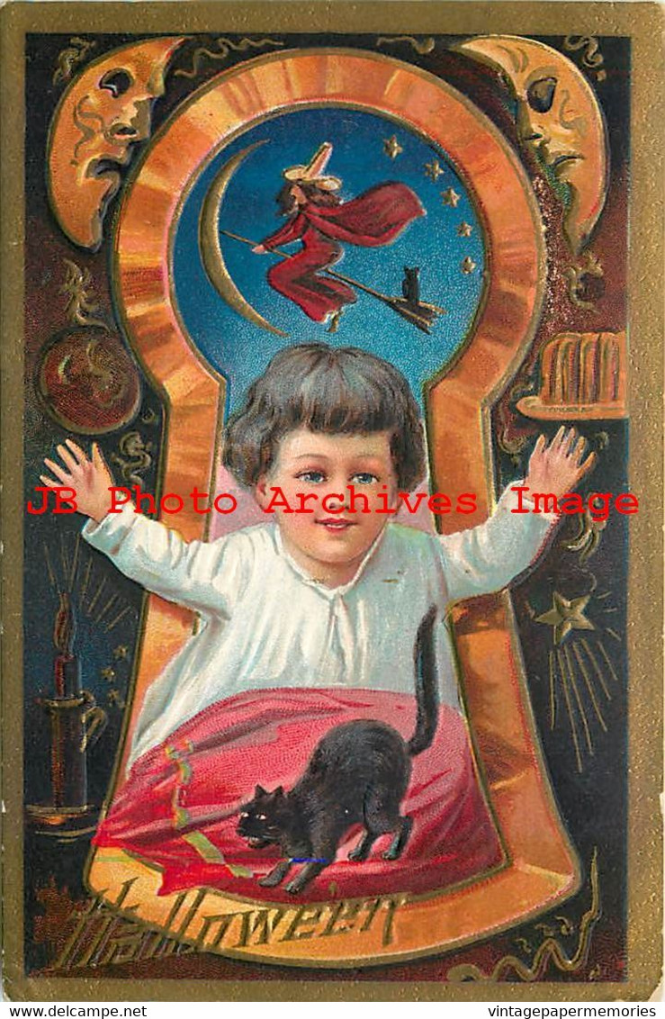 291267-Halloween, Nash No 3G-5a, Keyhole, Boy With Black Cat On Red Pillow, Witch - Halloween