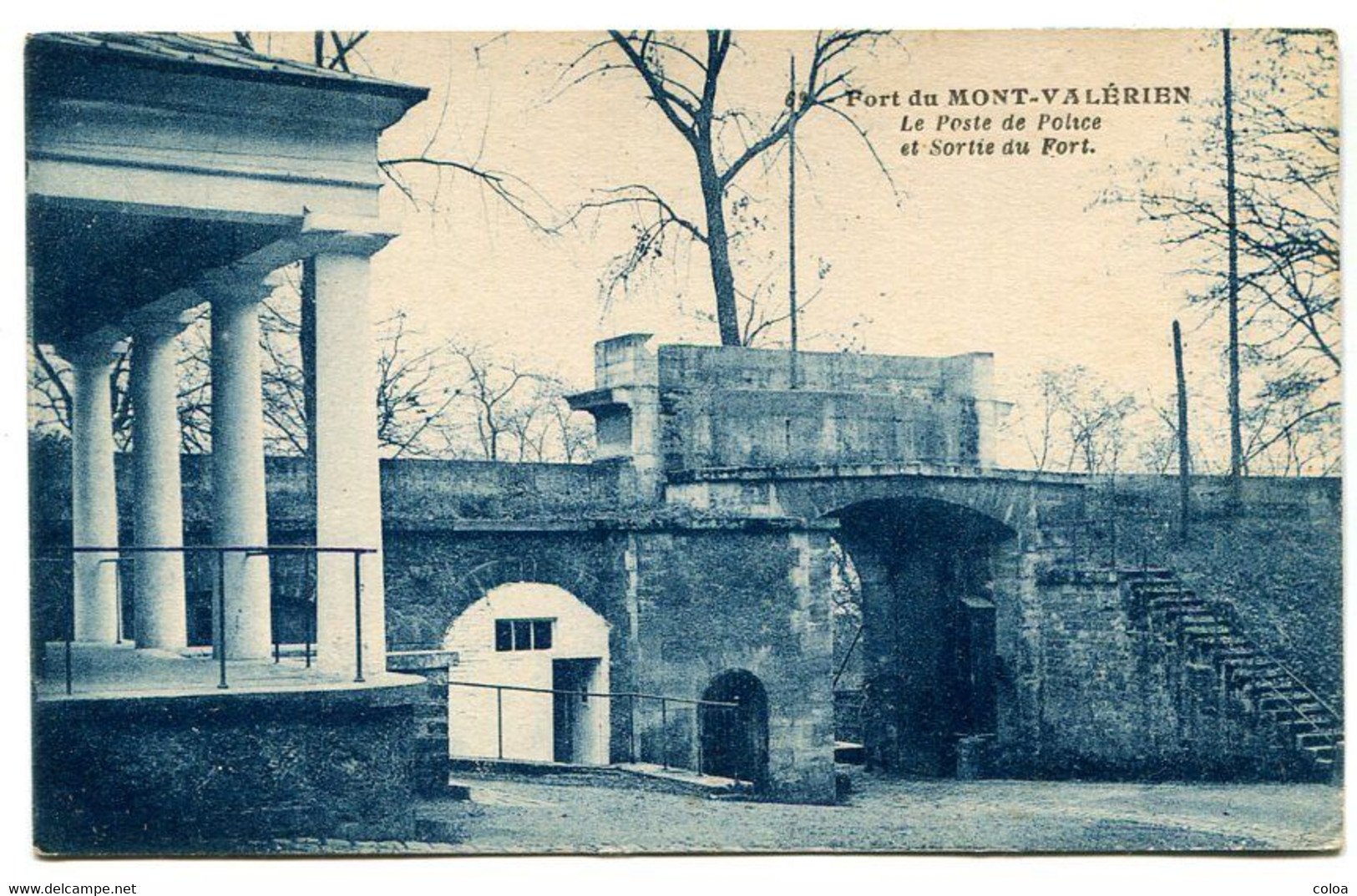 Fort Du MONT VALERIEN Le Poste De Police Et Sortie Du Fort - Mont Valerien