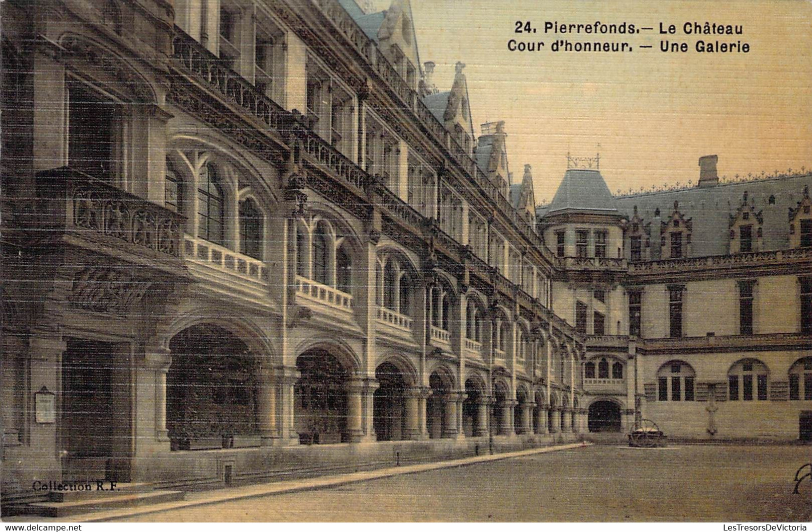 CPA - 60 - PIERREFONDS - Le Château - Cour D'honneur - Une Galerie - Collection RF - Colorisée - Pierrefonds