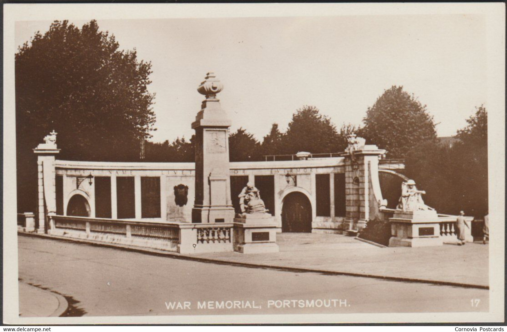 War Memorial, Portsmouth, Hampshire, C.1930s - RP Postcard - Portsmouth