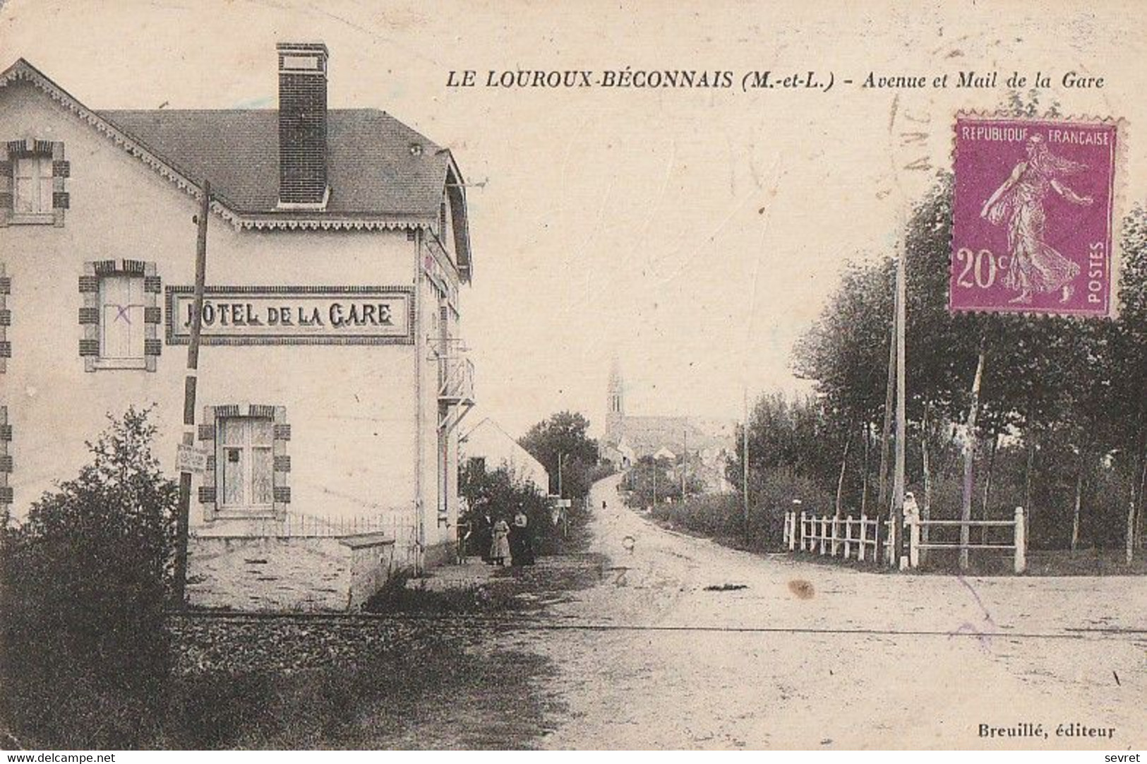 LE LOUROUX-BECONNAIS. - Avenue Et Mail De La Gare - Le Louroux Beconnais