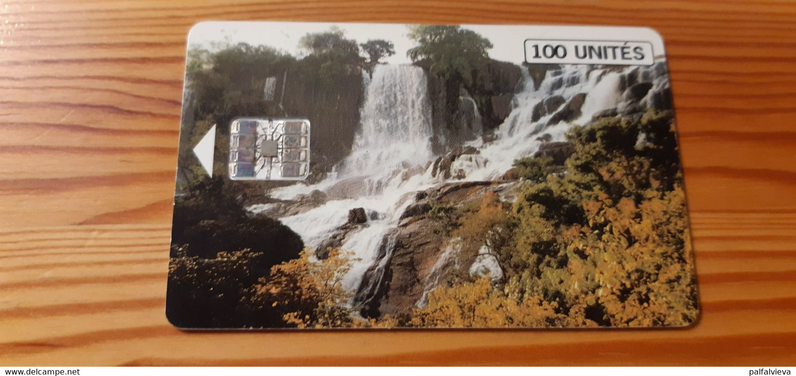 Phonecard Guinea - Waterfall - Guinea
