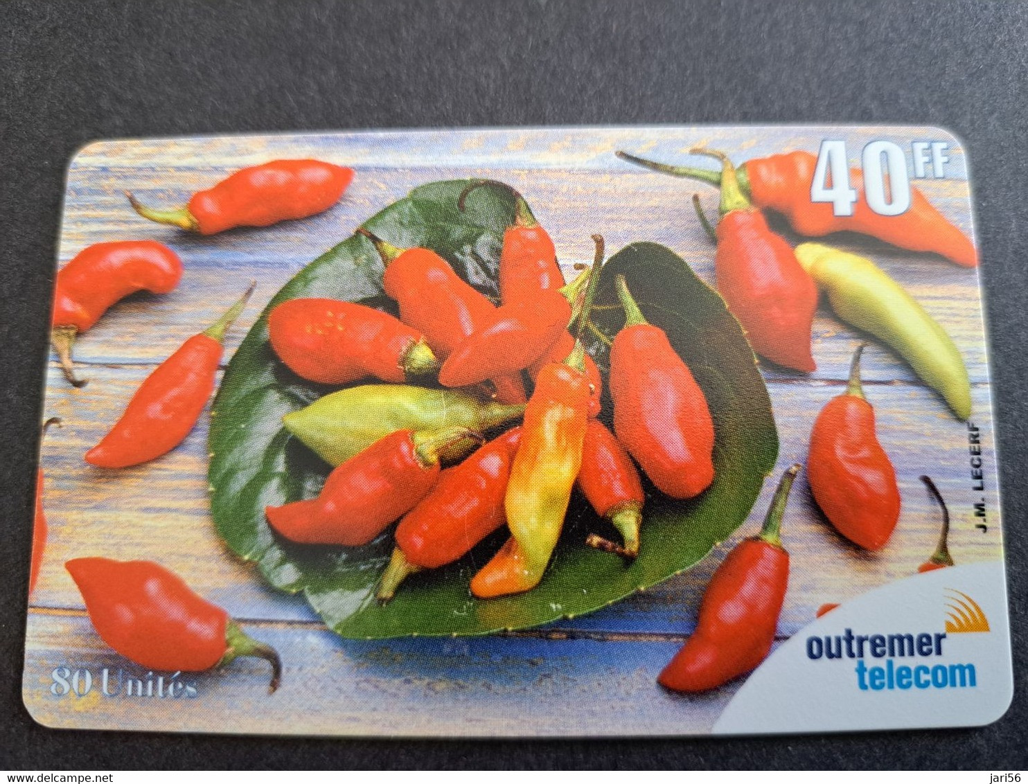 ST MARTIN  OUTREMER TELECOM/  40FF PEPPERS /SPICES         ** 10500 ** - Antilles (French)