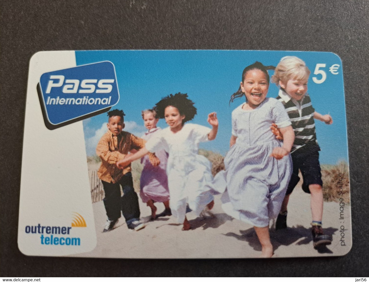 Phonecard St Martin French OUTREMER TELECOM   PASS Telecom  PLAYING CHILDREN  5 EURO  ** 10508 ** - Antilles (French)