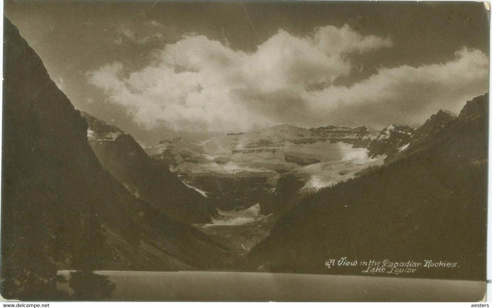 Lake Louise; View In The Canadian Rockies - Not Circulated. (Canada Fine Art Co. - Toronto) - Lake Louise