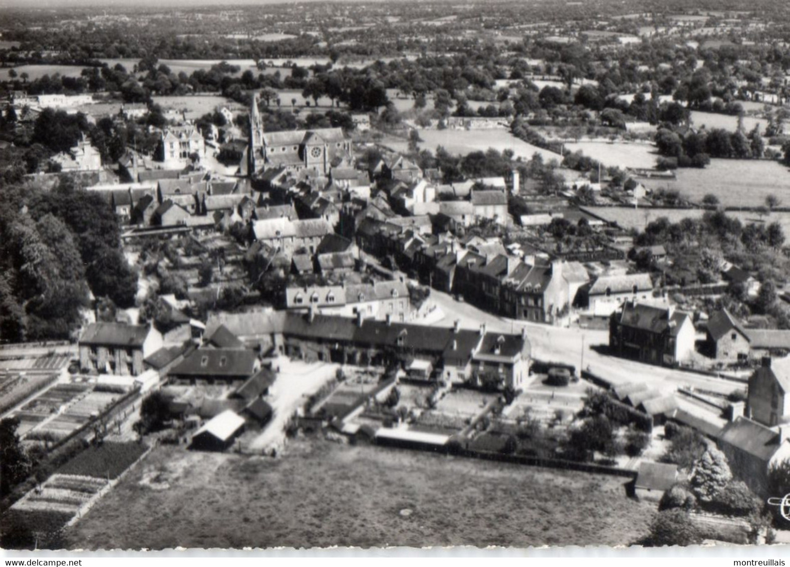 CPSM, LANDIVY, Vue Générale, Jamais Voyagée - Landivy