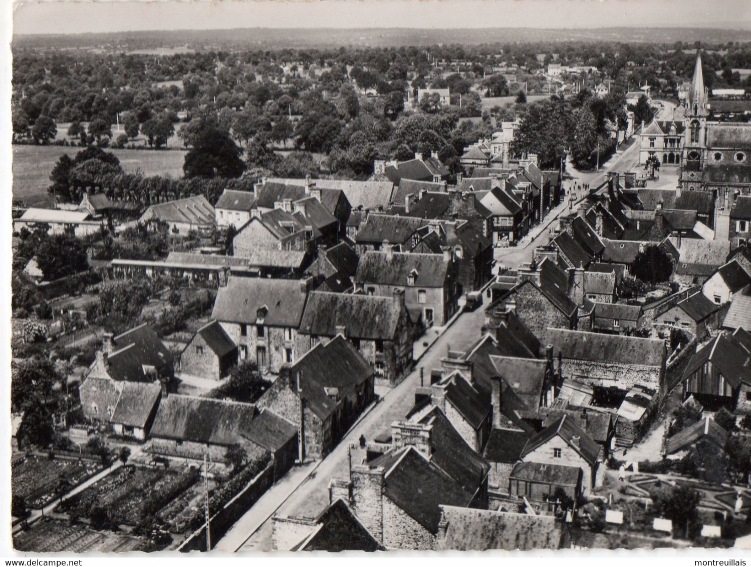 CPSM, LANDIVY, Vue Générale, Jamais Voyagée - Landivy