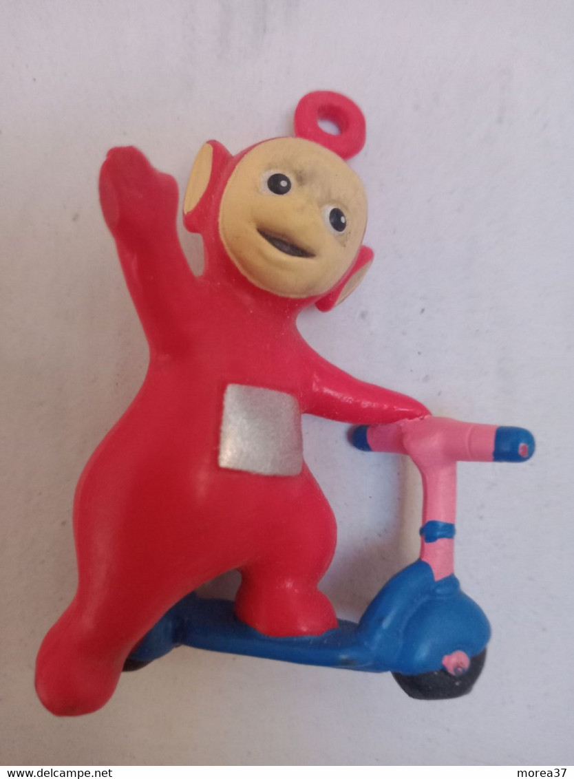 Figurine BULLY TELETUBBIES  PO Sur Trottinette - Autres & Non Classés