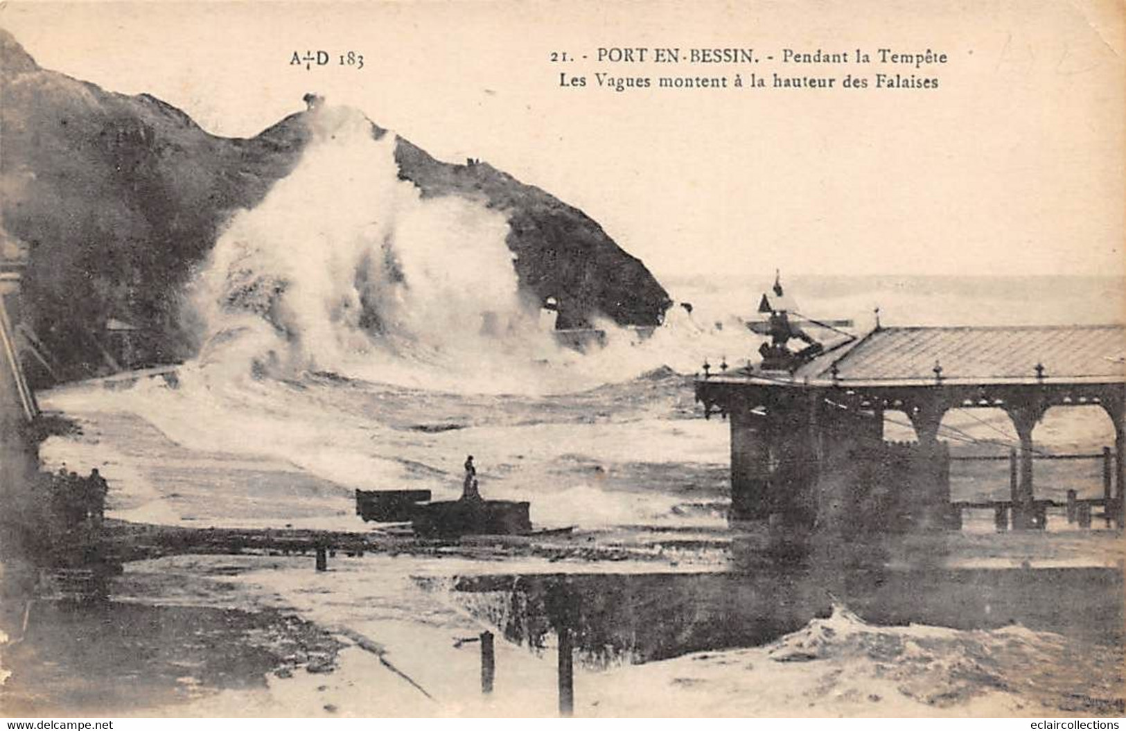 Port En Bessin        14          Pendant La Tempête            (voir Scan) - Port-en-Bessin-Huppain