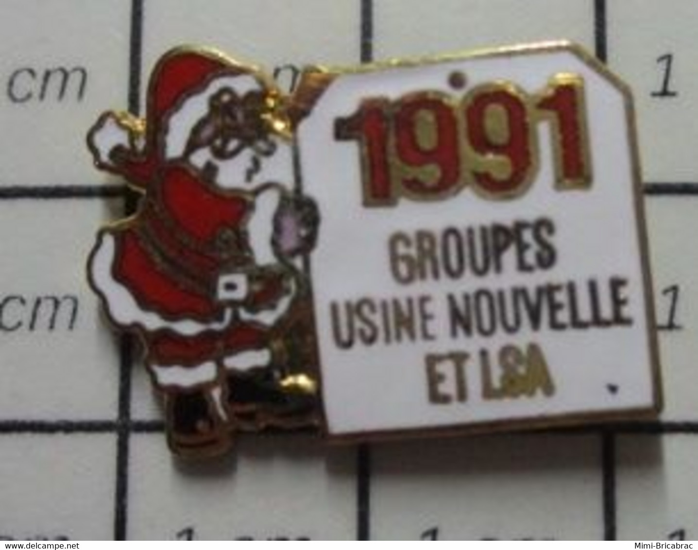 911D Pin's Pins / Beau Et Rare / THEME : NOEL / PERE NOEL  ! GROUPE USINE NOUVELLE ET LSA - Navidad