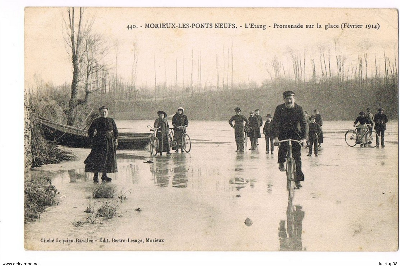 MORIEUX - Les - PONTS - NEUFS . L'Etang - Promenade Sur La Glace ( Février 1914 ) . - Morieux