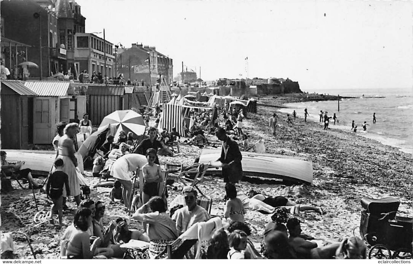 Saint Aubin Sur Mer            14        La Plage   Année  1954               (voir Scan) - Saint Aubin