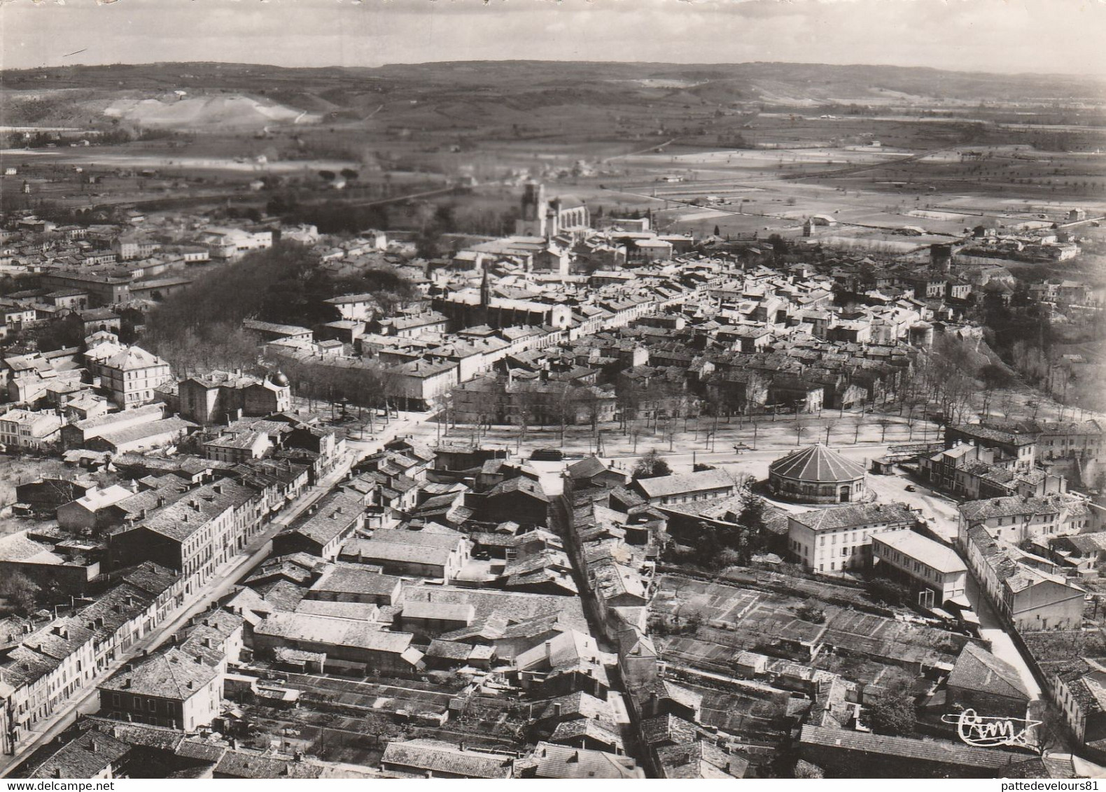 CPSM Dentelée (81) LAVAUR Vue Aérienne La Cathédrale St Alain Et L'Eglise St François - Lavaur