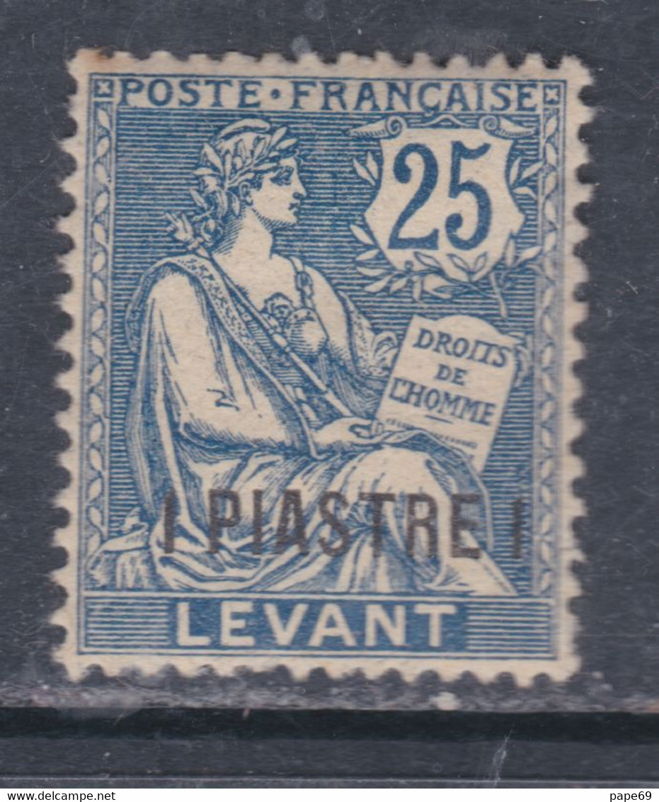 Levant N° 17 X Partie De Série : 1 Pi Sur 25 C. Bleu Trace De Charnière Sinon TB - Neufs