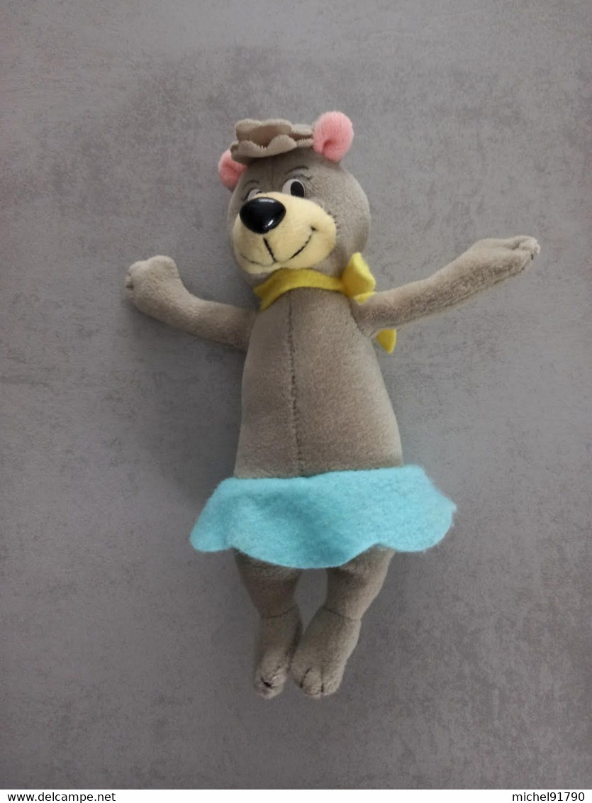 PELUCHES KINDER TOUS MODELES ET TOUTES ANNEES - Peluche