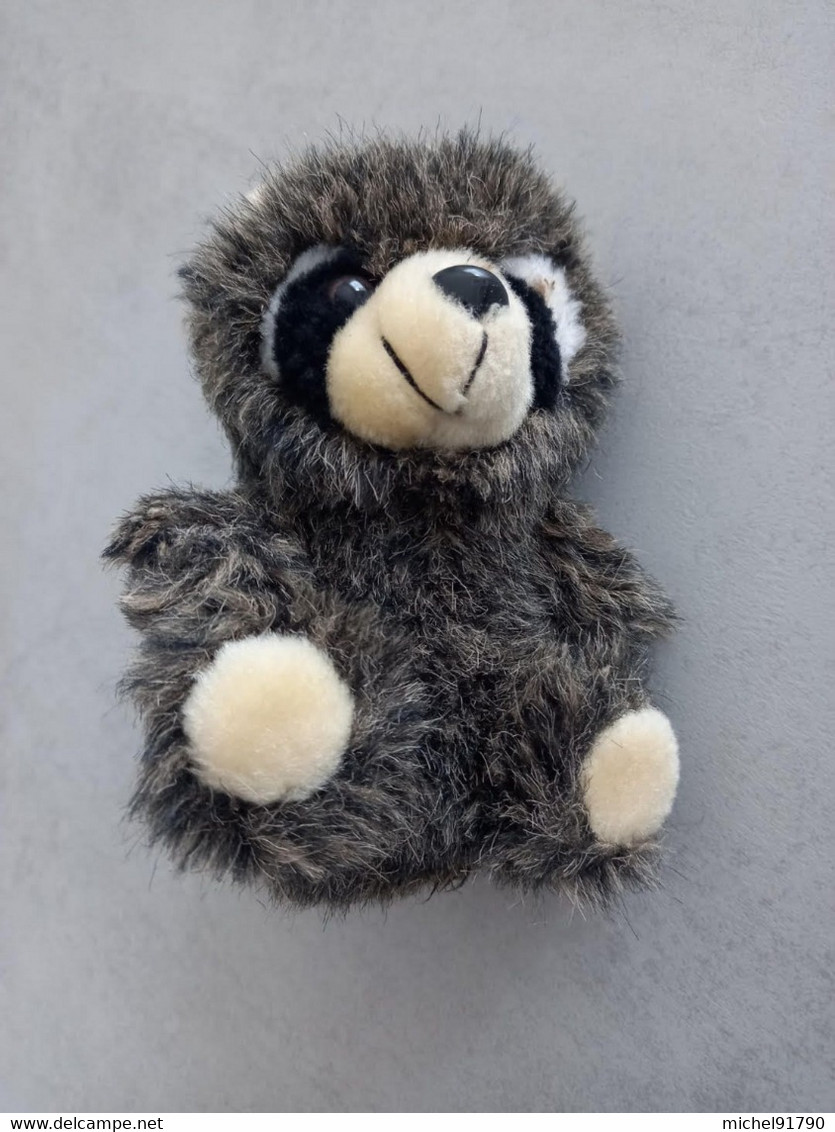 PELUCHES KINDER TOUS MODELES ET TOUTES ANNEES