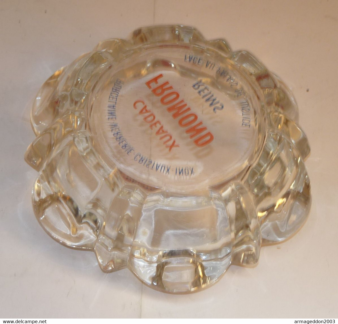 VINTAGE CENDRIER VERRE CISELE CADEAUX FROMOND REIMS FACE AU PALAIS DE JUSTICE TBE - Glas