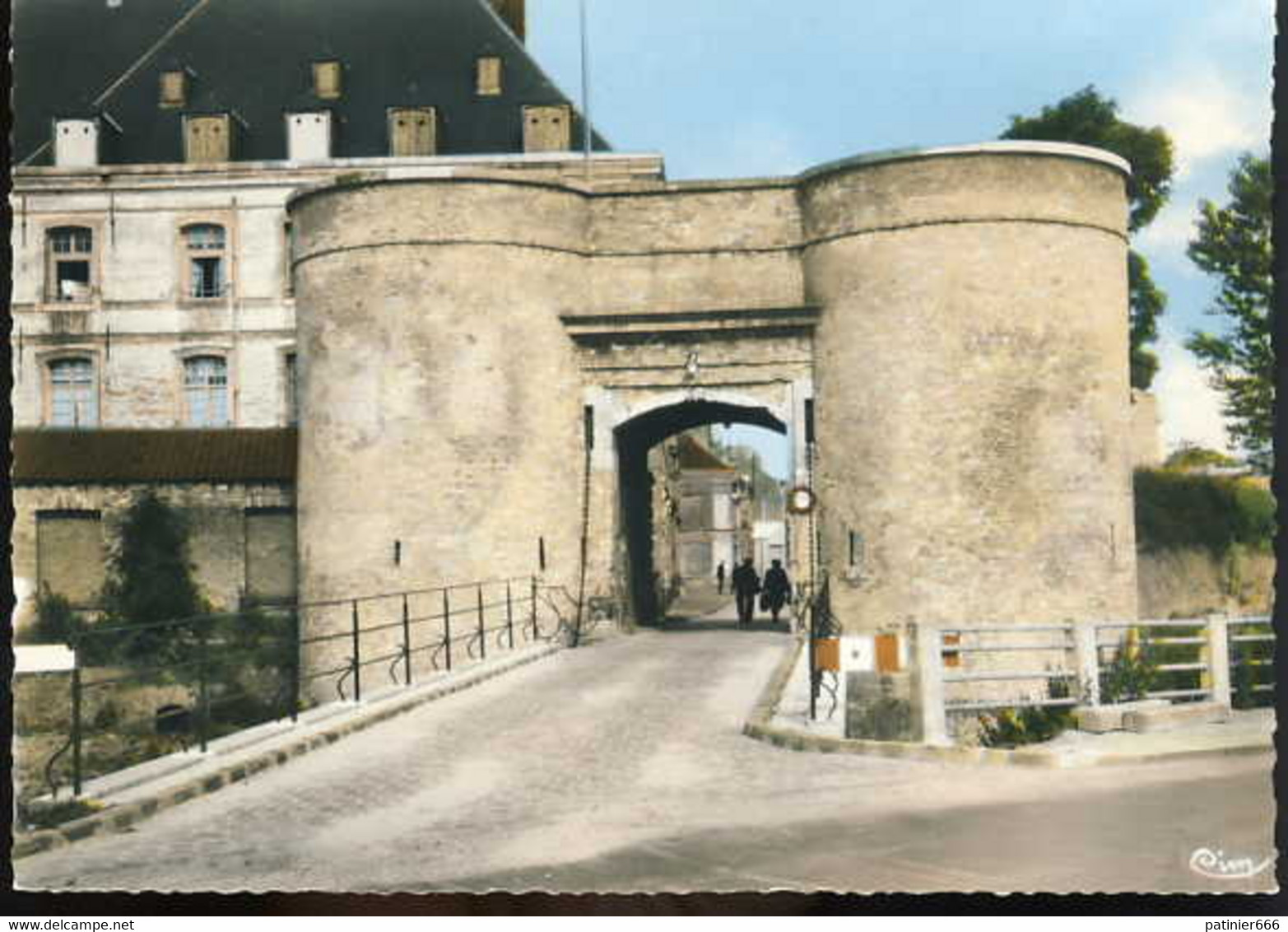 Bergues La Porte De Bierne - Bergues