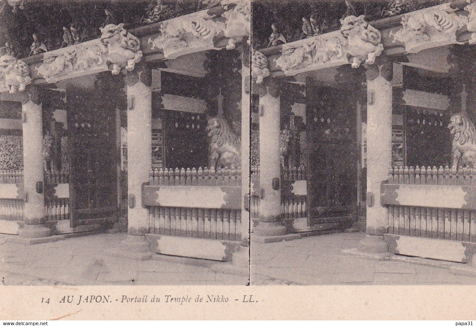 AU JAPON  Portail Du Temple De Nikko Carte  Stéréoscopique - Cartes Stéréoscopiques