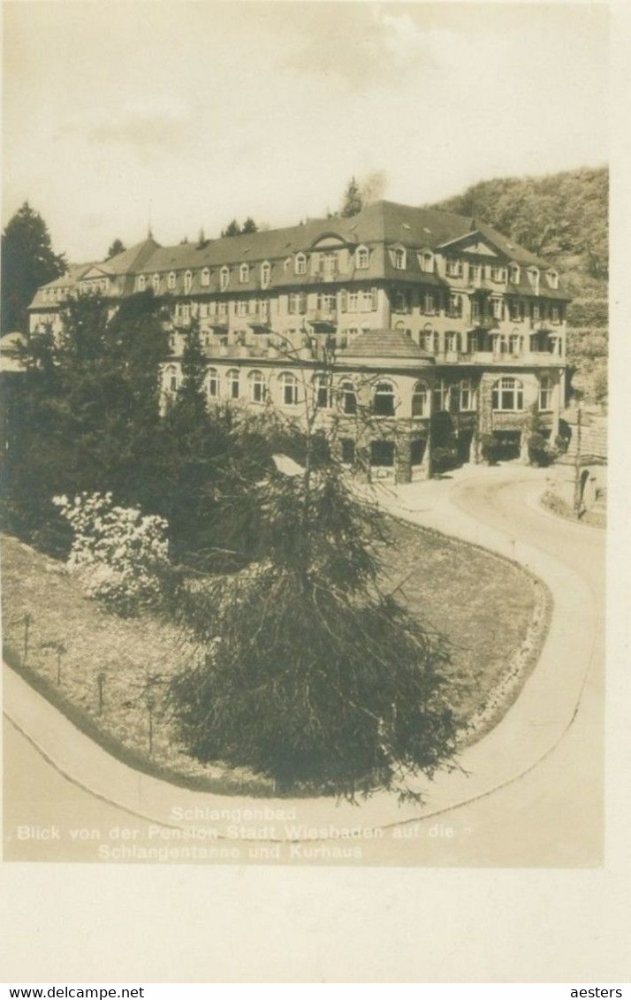 Schlangenbad; Blick Von Der Pension Stadt Wiesbaden Auf Den Schlangentanne Und Kurhaus - Nicht Gelaufen. - Schlangenbad