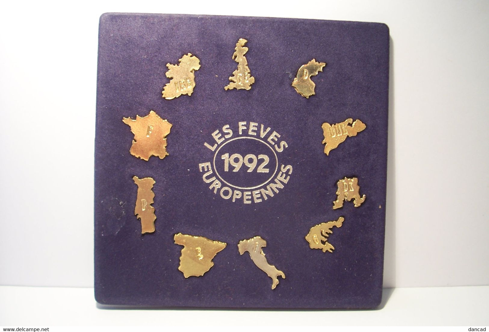 LOT De  10 FEVES   DOREE  à L'OR FIN  ( 24 CARATS ) EUROPE  - 1992 - LES FEVES EUROPEENNES - Pays