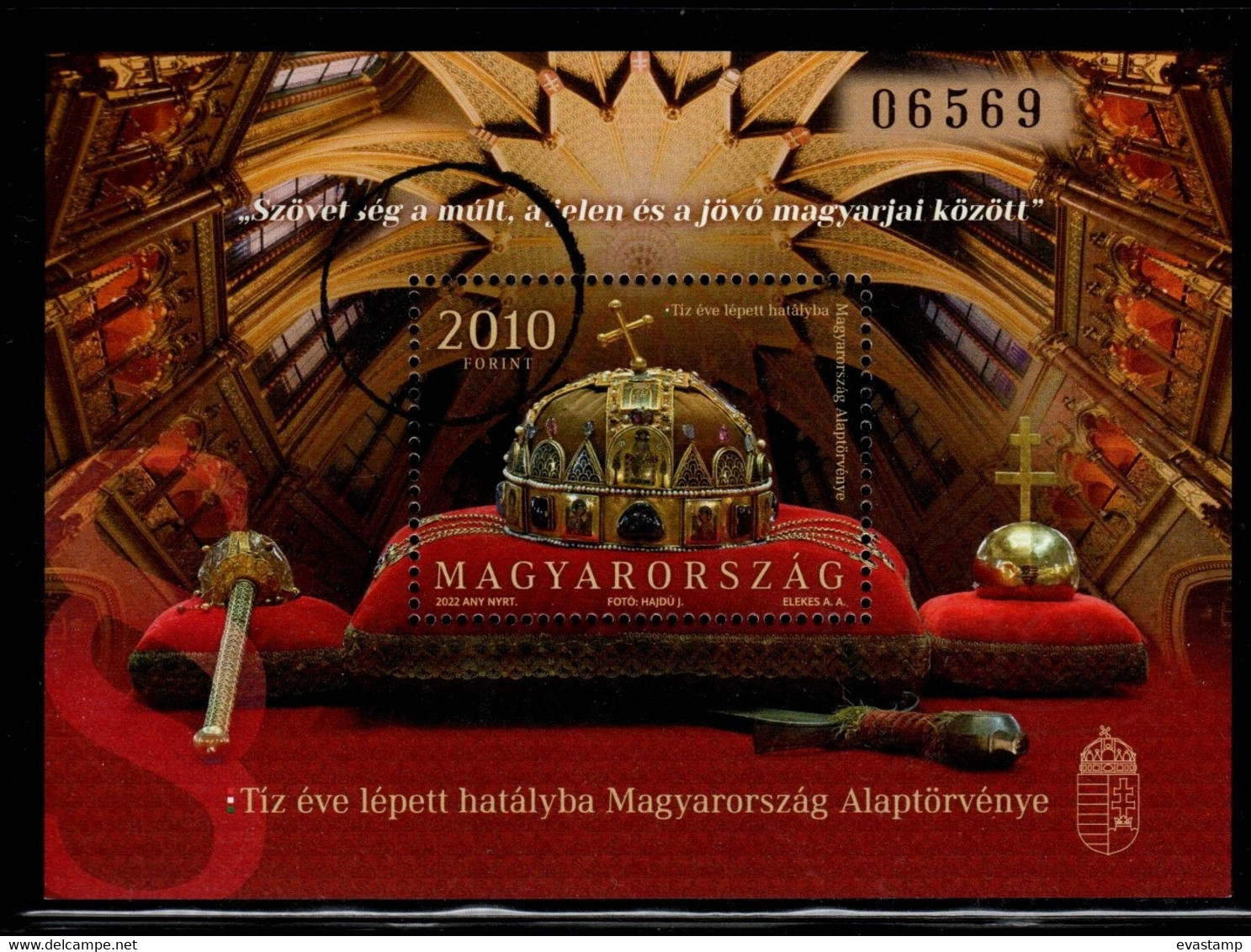 HUNGARY-2022.S/S SPECIMEN- The Fundamental Law Of Hungary Entered Into Force 10 Years Ago / Hungarian Saint Crown MNH!!! - Ensayos & Reimpresiones