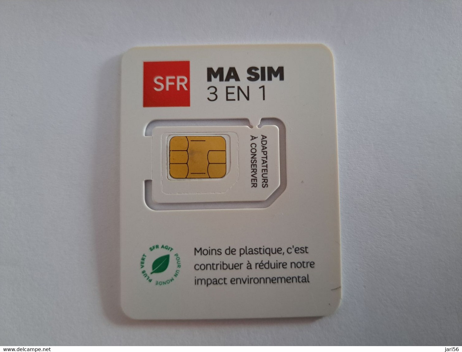 FRANCE/FRANKRIJK   SIM  GSM  SFR MA SIM 3 EN 1    MOBILE  /  WITH CHIP   / MINT   ** 10606 ** - Voorafbetaalde Kaarten: Gsm