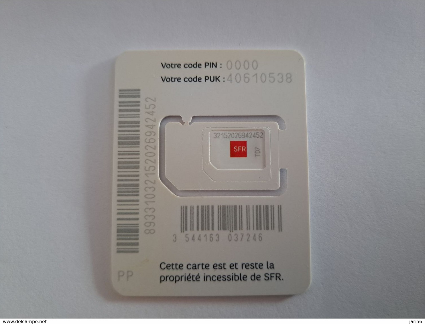 FRANCE/FRANKRIJK   SIM  GSM  SFR MA SIM 3 EN 1    MOBILE  /  WITH CHIP   / MINT   ** 10606 ** - Voorafbetaalde Kaarten: Gsm