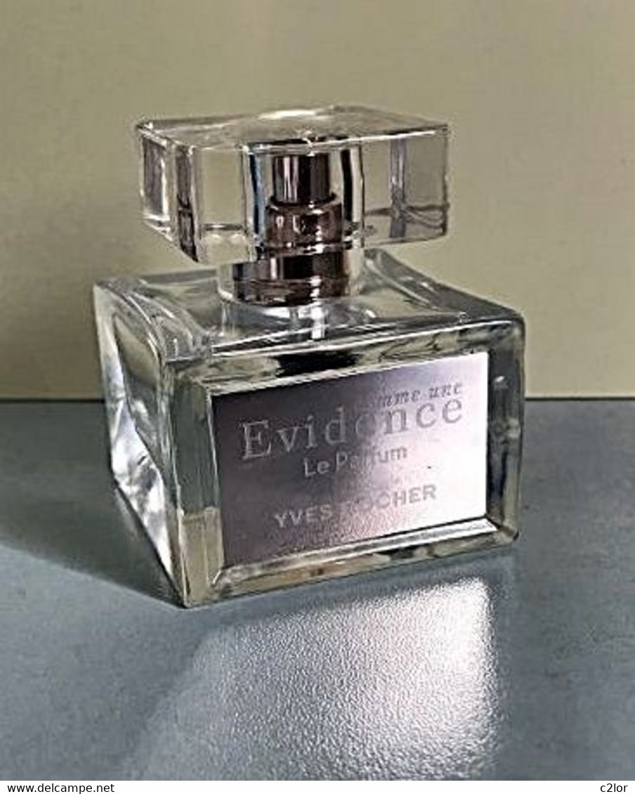 Flacon Vaporisateur  "Comme Une évidence, Le Parfum " 30 Ml De YVES ROCHER Vide Pour Collection - Flakons (leer)