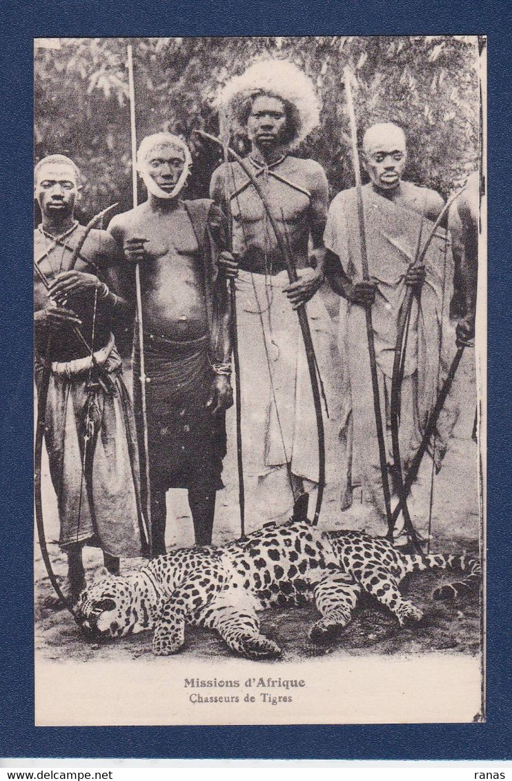 CPA Afrique Noire Type Ethnic Non Circulé Chasseur De Tigre - Unclassified