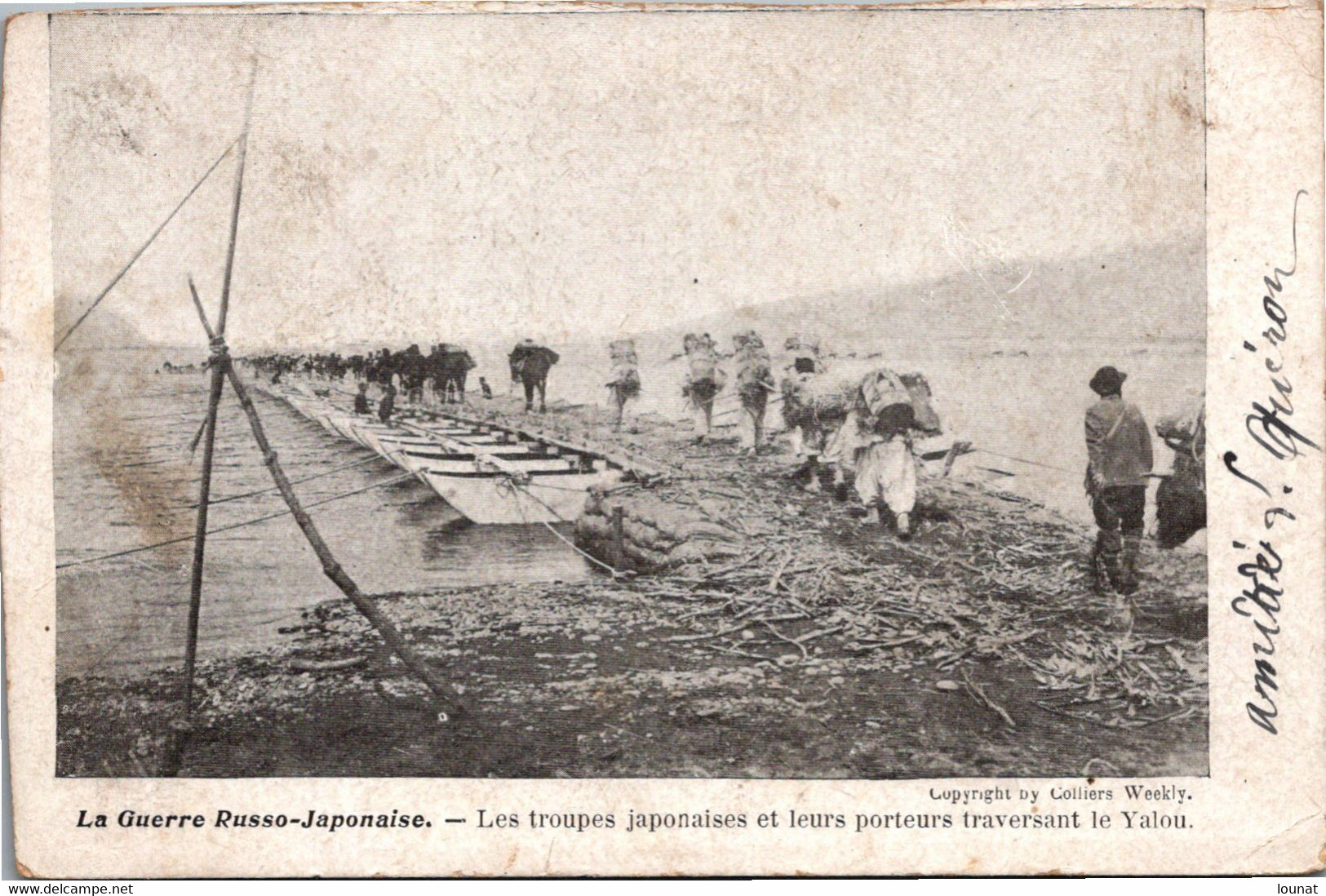 La Guerre RUSSO JAPONAISE Les Troupes Japonaises Et Leurs Porteurs Traversant Le Yalou - Andere Kriege