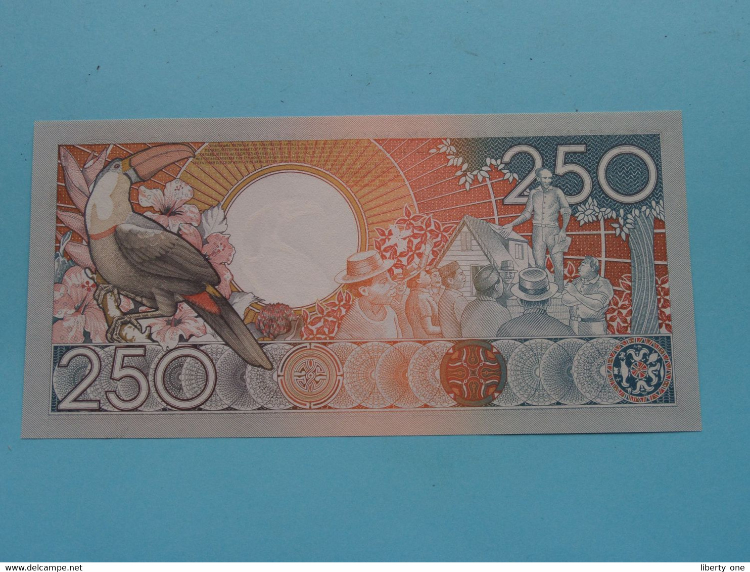 250 Gulden (AA235718) 9 Januari 1988 > Centrale Bank Van Suriname ( For Grade, Please See Photo ) UNC ! - Surinam