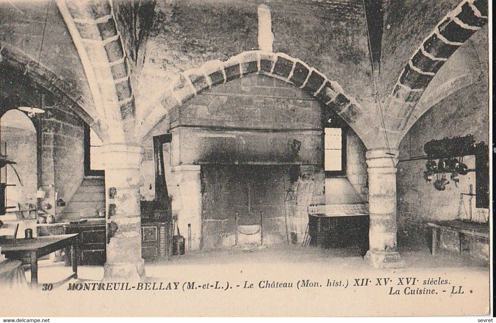 MONTREUIL BELLAY. - Le Château . La Cuisine - Montreuil Bellay