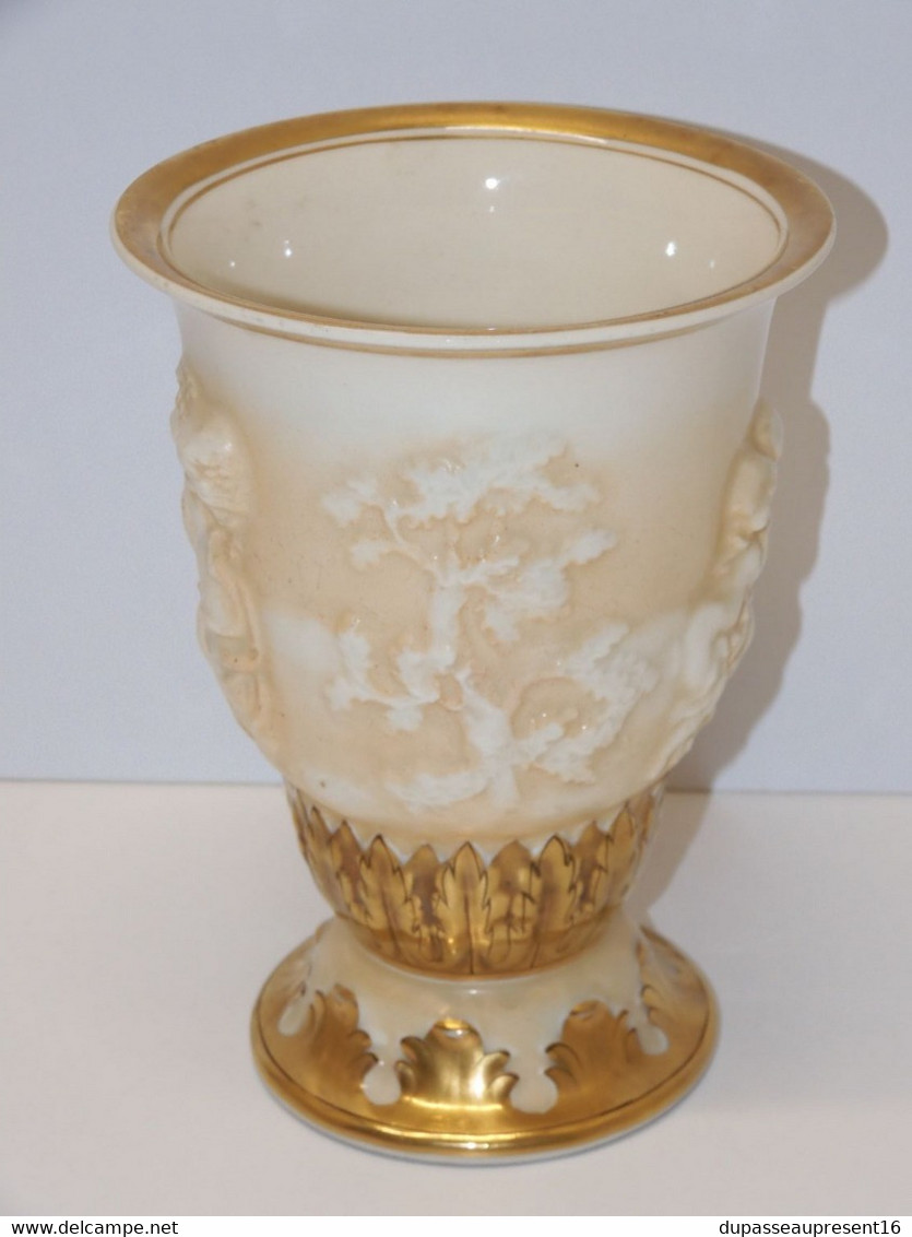 *JOLI VASE PORCELAINE ALLEMANDE XIXe VON SCHIERHOLZ CAPRI Décor Putti Dorure   E - Autres & Non Classés