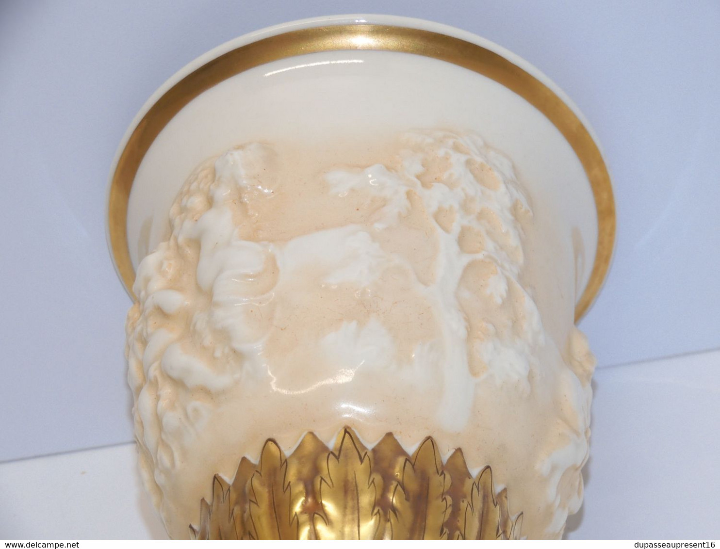 *JOLI VASE PORCELAINE ALLEMANDE XIXe VON SCHIERHOLZ CAPRI décor Putti Dorure   E