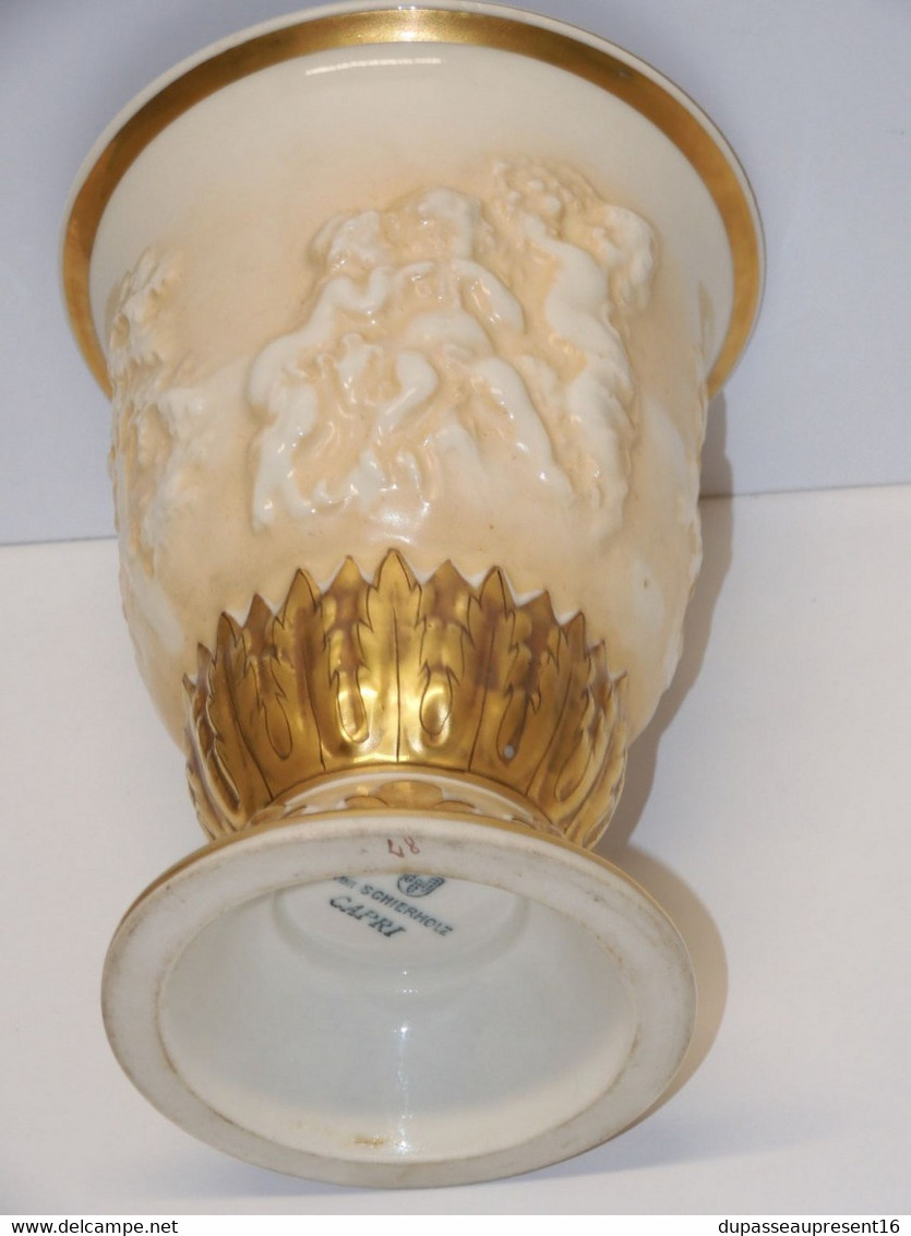 *JOLI VASE PORCELAINE ALLEMANDE XIXe VON SCHIERHOLZ CAPRI décor Putti Dorure   E