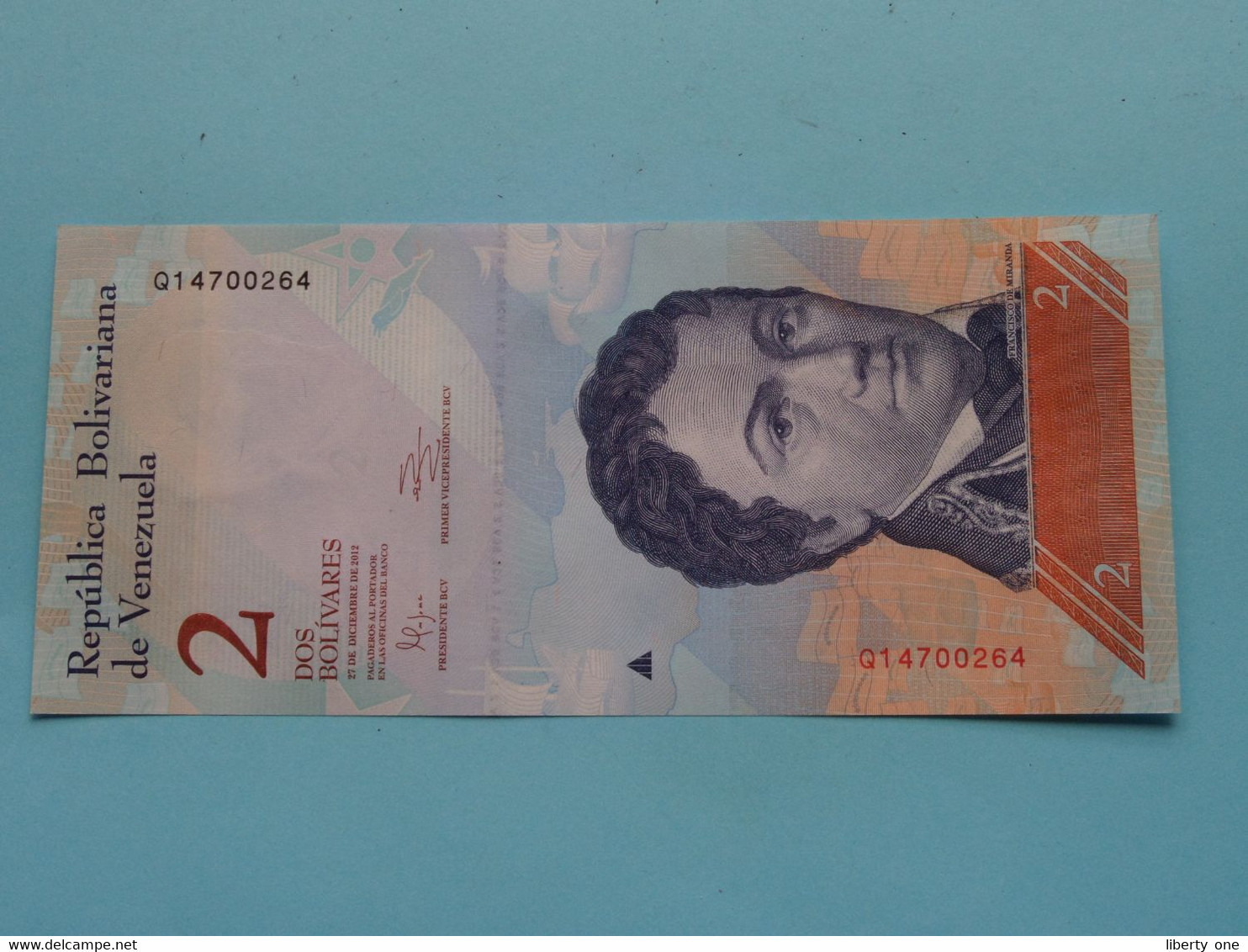 2 - Dos Bolivares 27-12-2012 > Republica Bolivariana De Venezuela ( For Grade, Please See Photo ) ! - Venezuela