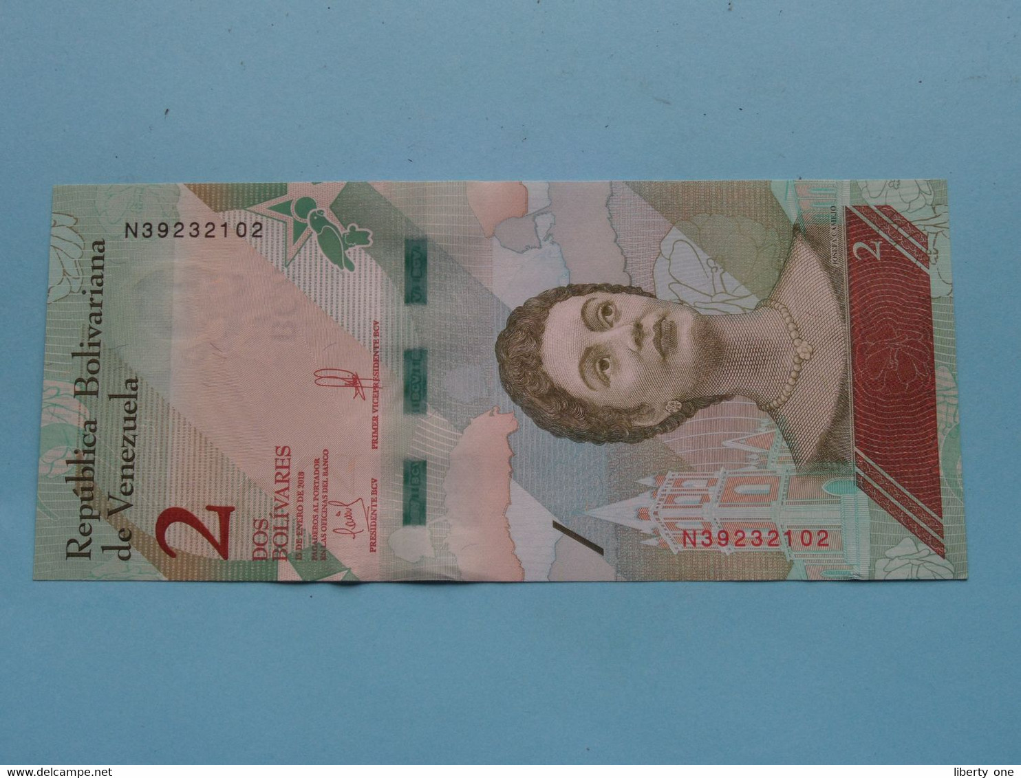 2 - Dos Bolivares 15-01-2018 > Republica Bolivariana De Venezuela ( For Grade, Please See Photo ) ! - Venezuela