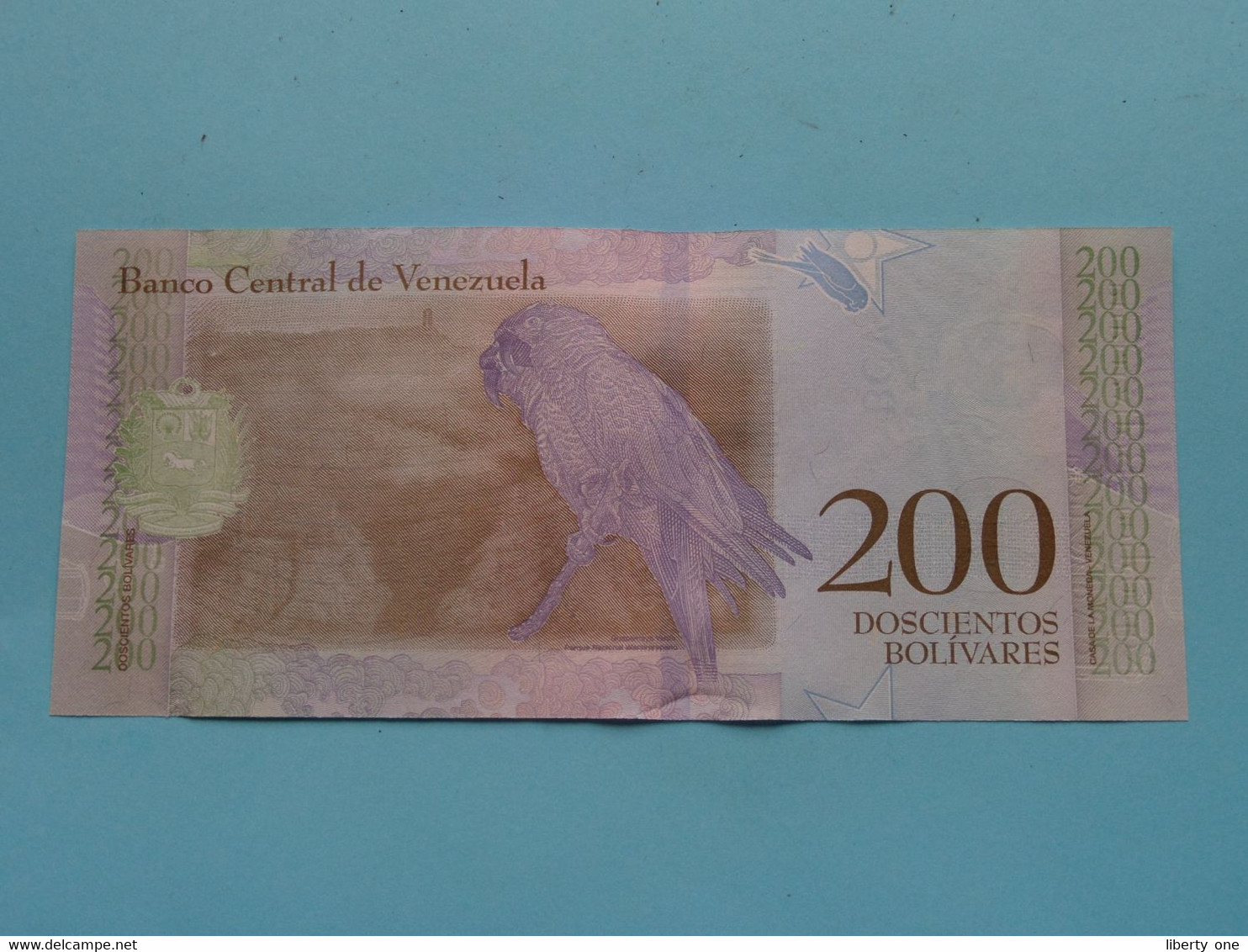 200 - Dos Cientos Bolivares 15-01-2018 > Republica Bolivariana De Venezuela ( For Grade, Please See Photo ) ! - Venezuela