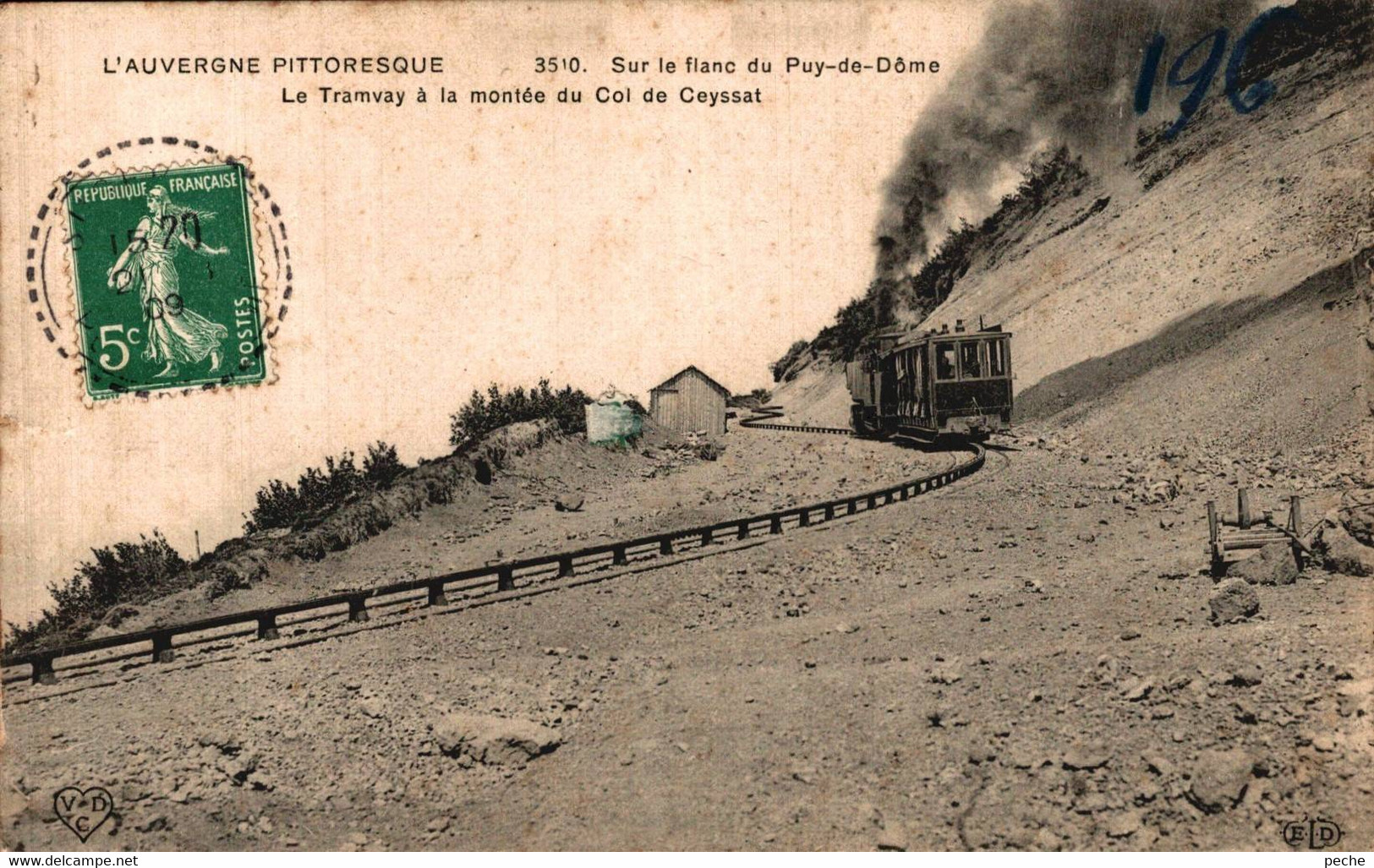 N°95041 -cpa Le Tramway à La Montée Du Col De Ceyssat - Strassenbahnen