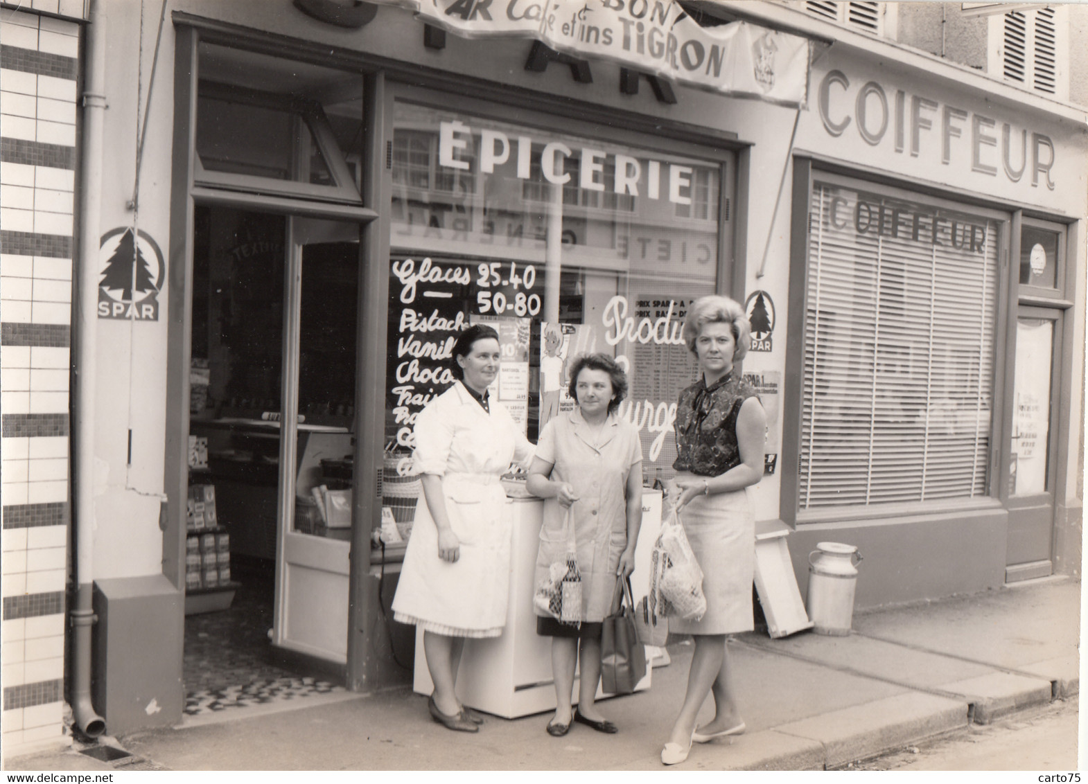 Commerce - Magasin Alimentation Spar Isigny-sur-Mer 14 - Mme Stablinsky Mme Biard - Photographie - Coiffeur - Shops